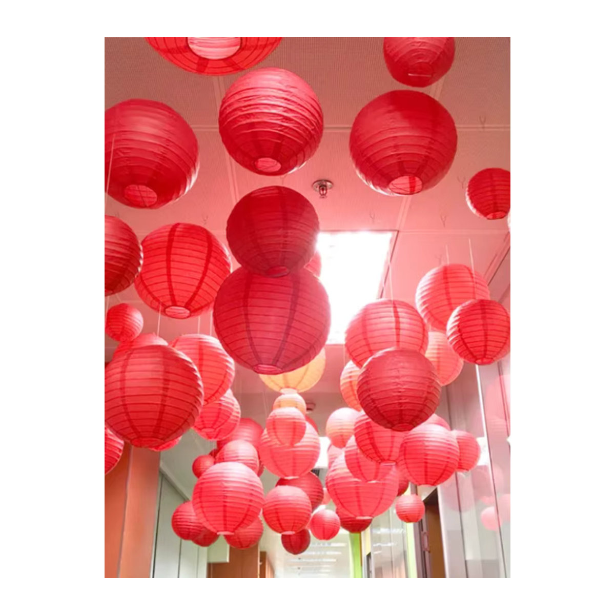 Wusmart Runde Chinesische Papierlaterne in Rot für Festliche Dekorationen wie Hochzeit, Geburtstag oder Weihnachten - Bild 6