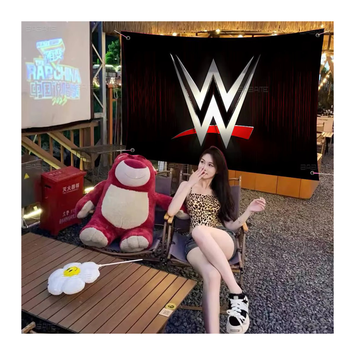WWE Wrestling Star Werbeflagge aus Textil in Schwarz, Rechteckiges Hängendes Banner für Partys und Events - Bild 3