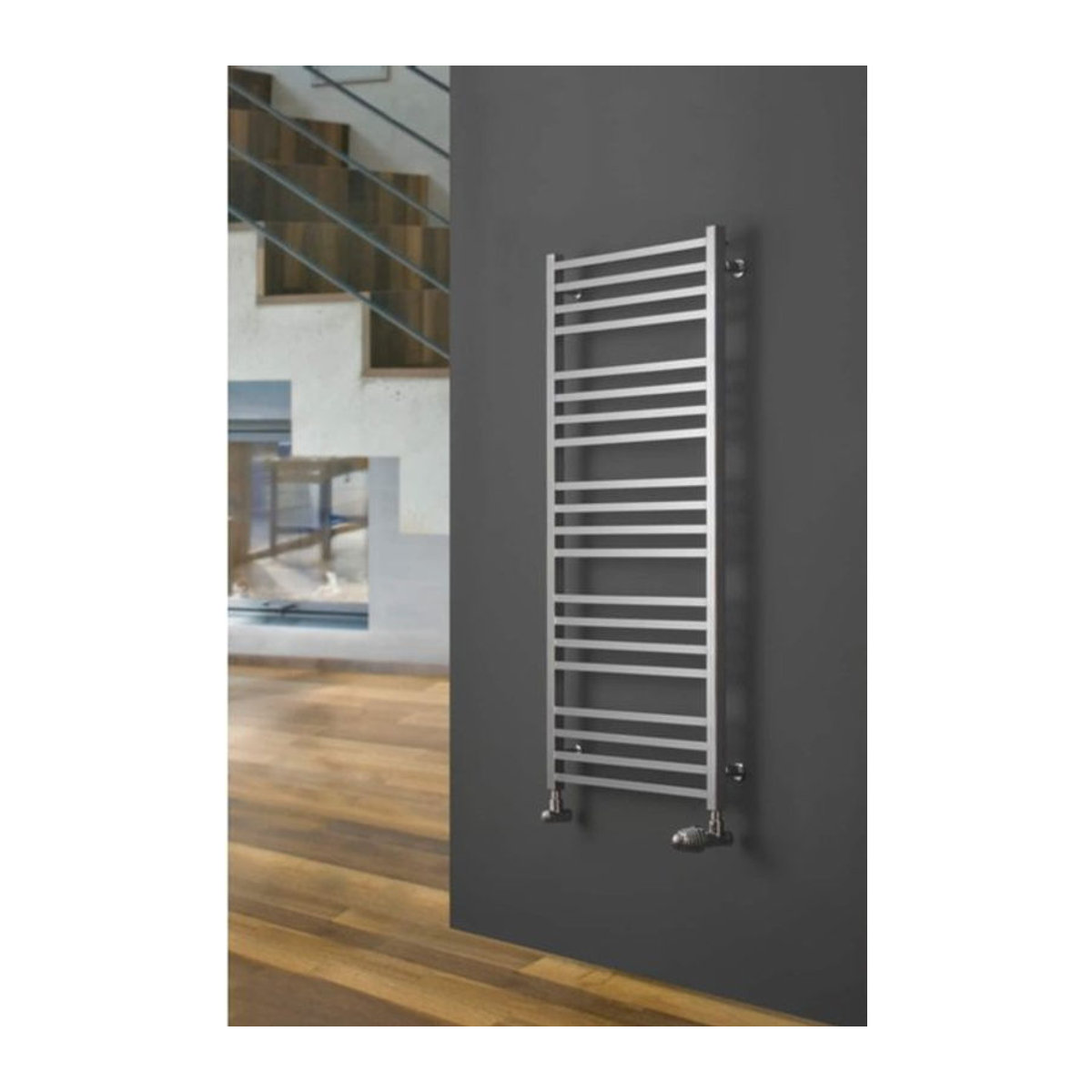 Ximax Designheizkörper C4 aus Stahl in Chrom Silber, B: 50 cm, H: 126 cm, T: 4 cm - Bild 1