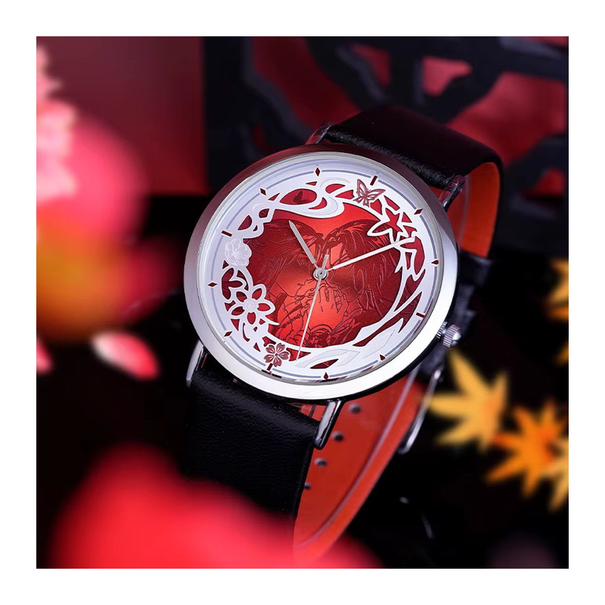 XINGYUNSHI Heaven Official’s Blessing Anime-Uhr in Rot mit floralem Design und rundem Metallgehäuse - Bild 3