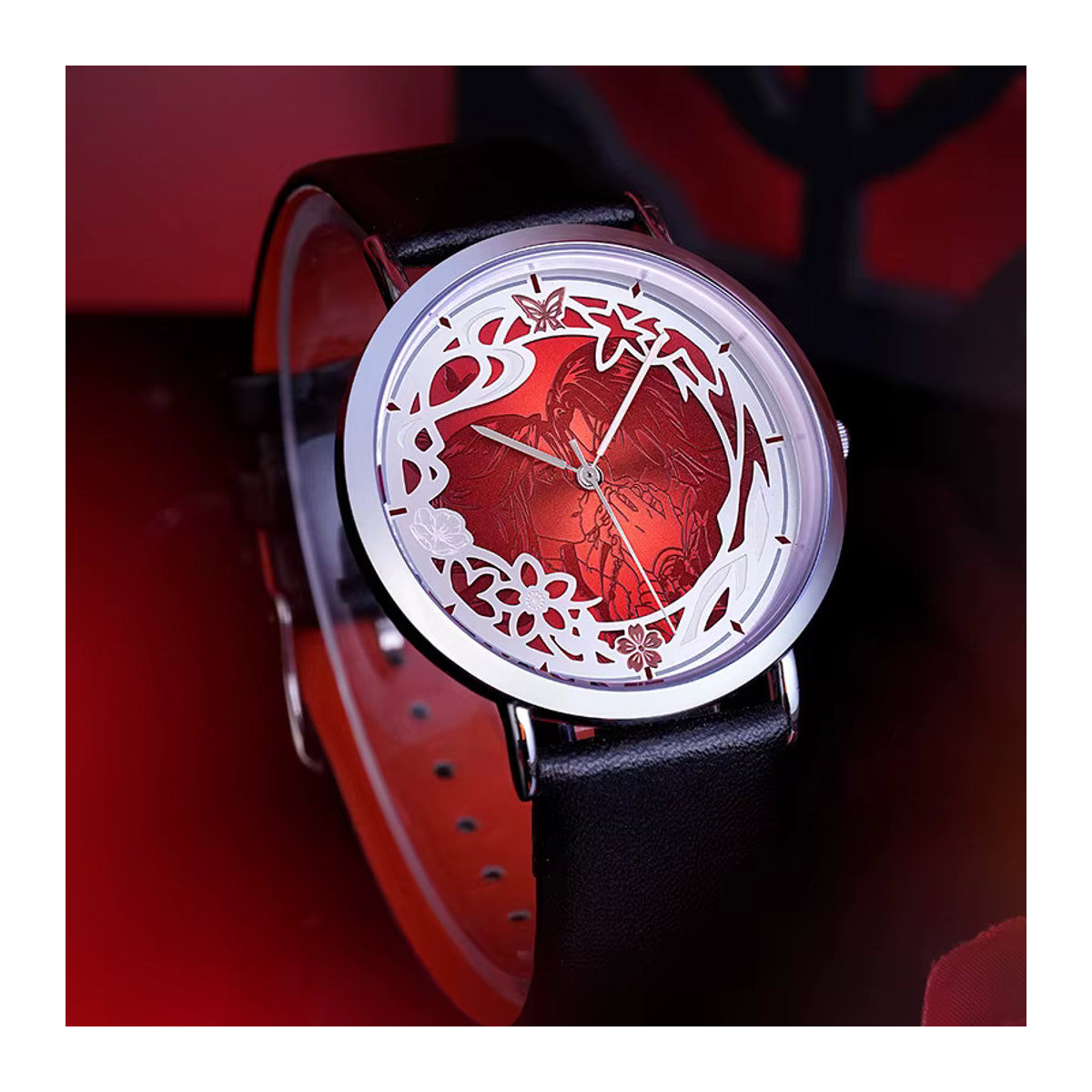 XINGYUNSHI Heaven Official’s Blessing Anime-Uhr in Rot mit floralem Design und rundem Metallgehäuse - Bild 5