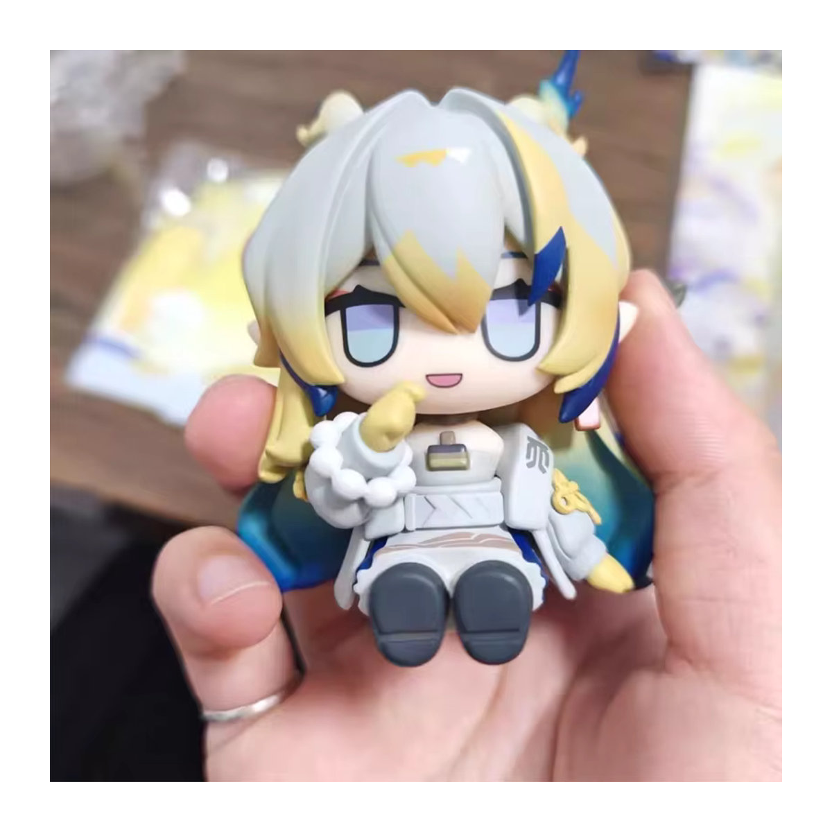 XIWANXILE Arknights Shu Anime Actionfigur mehrfarbig aus Kunststoff - Bild 2