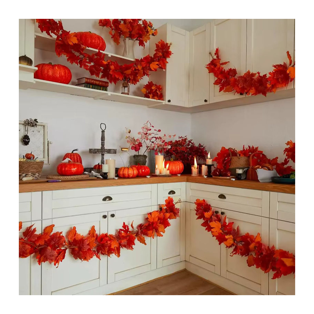 Yannew Herbst Girlande mit künstlichen Ahornblättern in Rot und Orange als hängende Ranke für deine Dekoration - Bild 5