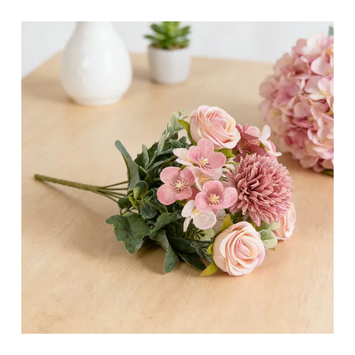 Yusheng Künstliche Seidenrosen Tischdekoration als Blumenarrangement in Weiß oder Mehrfarbig für Hochzeit und Heimdekoration - Bild 2