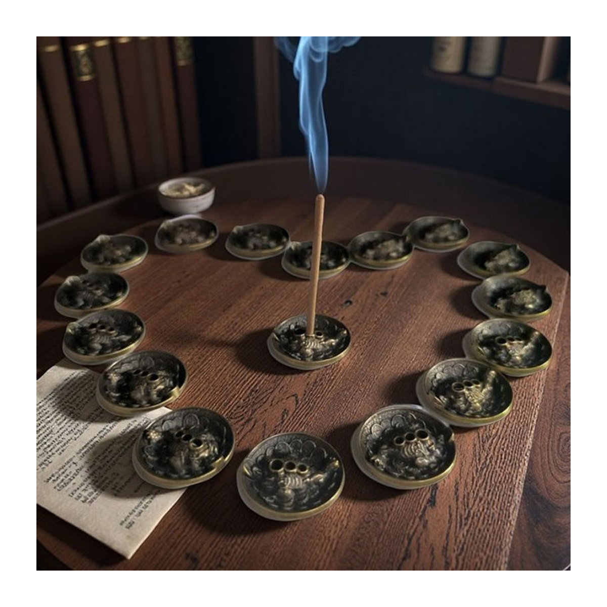 YXYMCF Mini Metall-Räuchergefäß in Silber für Sandelholz und OUDH Räucherstäbchen, Durchmesser: 2 cm - Bild 1