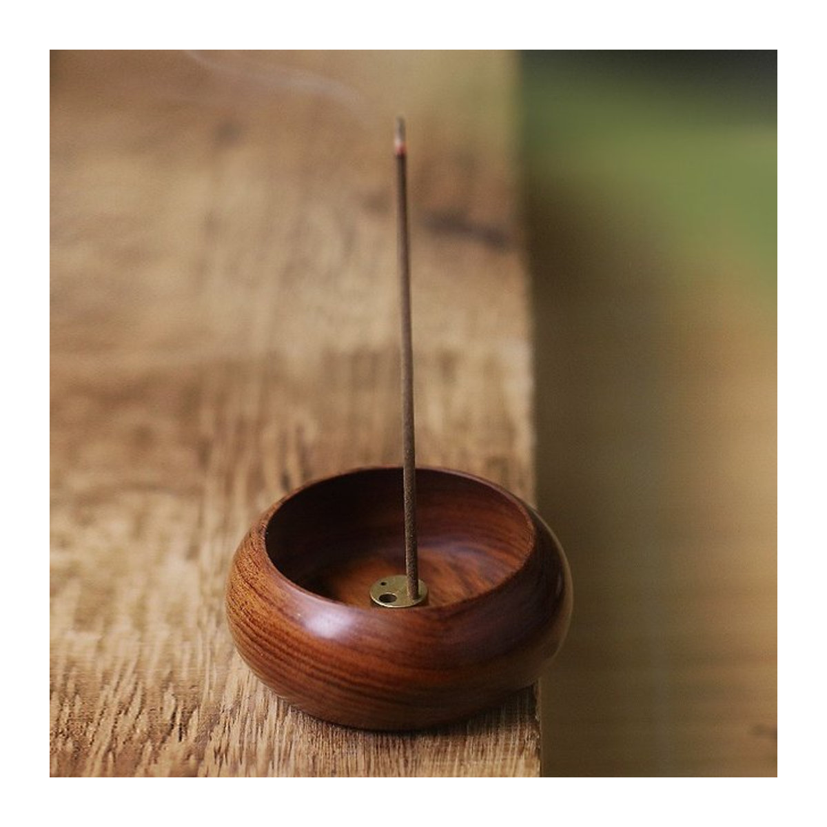 YXYMCF Räucherstäbchenhalter aus massivem Holz in Braun, Rundes Räuchergefäß in Schüsselform für Meditation und Yoga - Bild 1