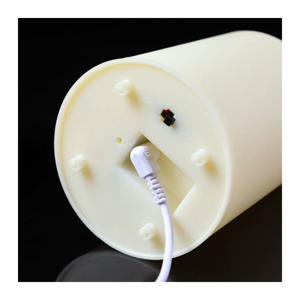 Zabicat LED-Stumpenkerzen mit Fernbedienung und Flackereffekt, USB-aufladbare elektrische Kerzen in Weiß, Höhe: 10 cm, 12,5 cm oder 15 cm - Bild 2