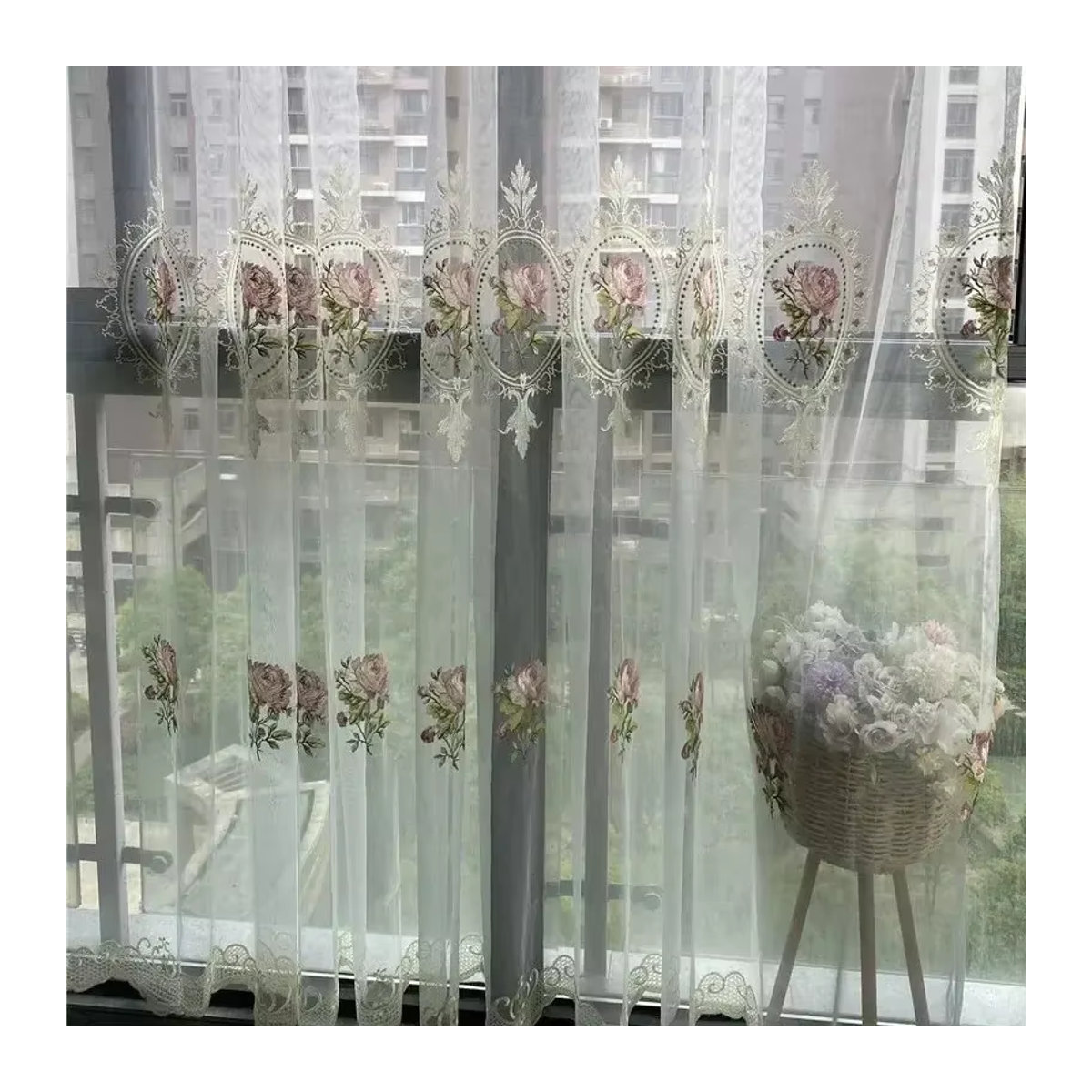 ZJBYZHOUSEHOLD Transparenter Tüll-Vorhang mit eleganter Blumen-Stickerei in Weiß und Grün - Bild 2