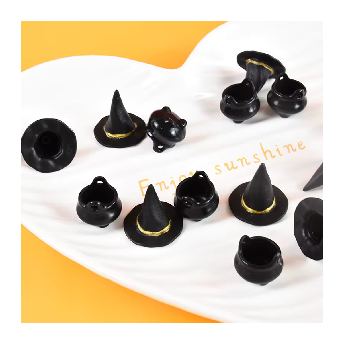 ZQCXLD 10er Set Halloween Miniatur Dekorationen aus Kunstharz mit Hexenhüten und Kesseln in Schwarz für DIY Handwerk und Party Tischdeko - Bild 7