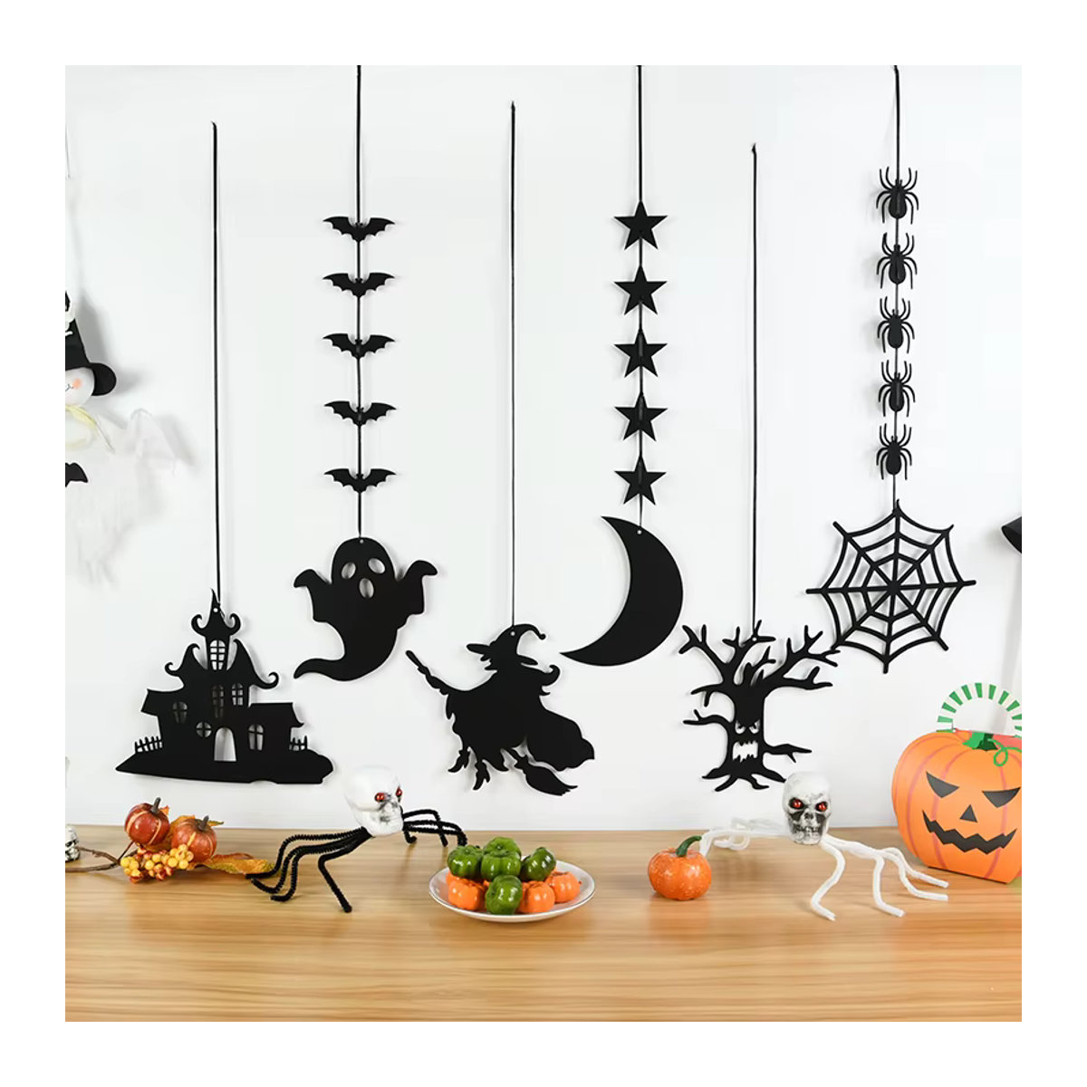 ZQCXLD Halloween Girlande aus Filz mit Spinne, Geist und Fledermaus in Schwarz, 6er Set hängende Partydekoration im Gothic Stil - Bild 2