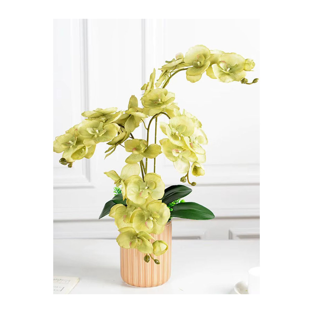 ZQCY Künstliche Orchideen mit Schmetterlingen in Weiß, Textil-Blumenstrauß für Tischdekoration, Hochzeit und Garten - Bild 3