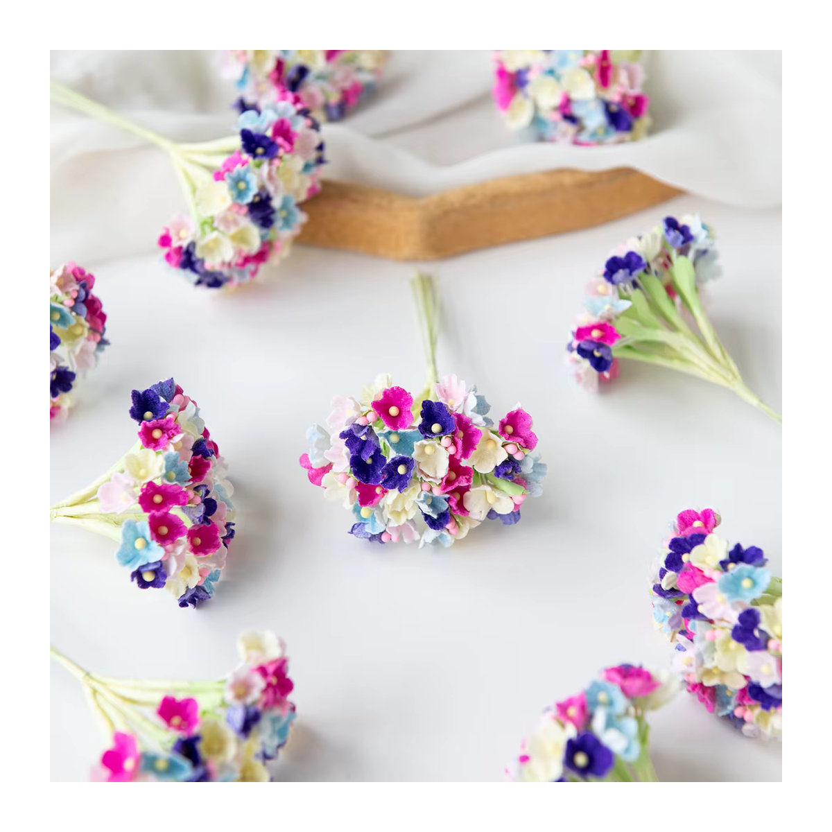 ZQCY Künstliche Schleierkraut Blumen aus Seide, Mehrfarbiges Textil-Blumenbouquet für Hochzeit, Garten und Home Decor - Bild 1
