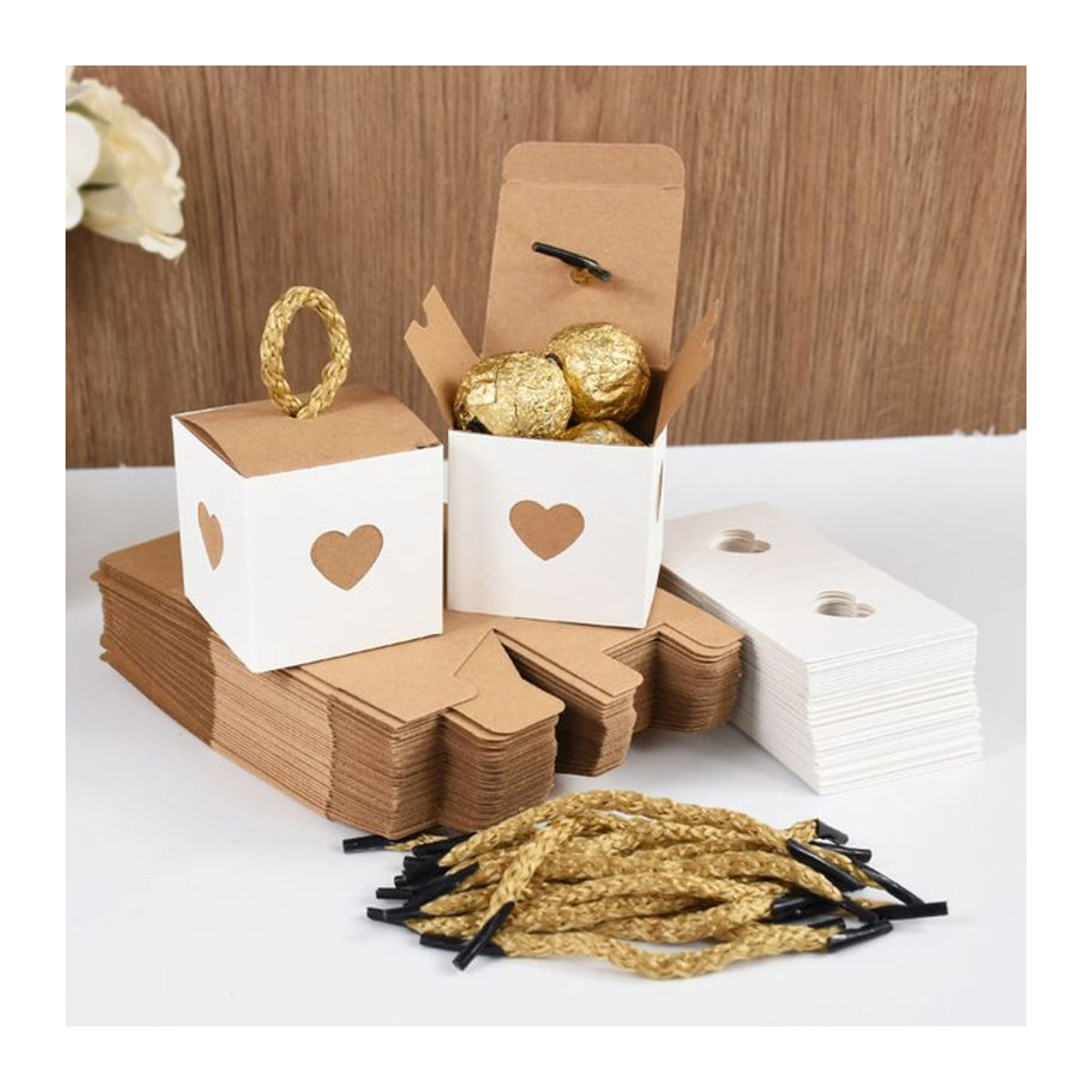 ZQNYCY Herz-Geschenkboxen aus Papier in Weiß und Braun für Hochzeiten, Geburtstage und Babypartys - Bild 1