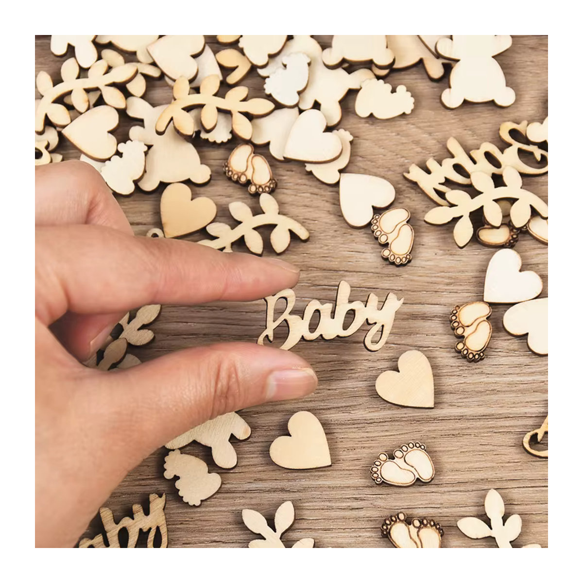 ZQNYCY Holz Konfetti Set mit Baby Bär, Herz und Blättern in Beige für Geburtstag und Baby Shower DIY Dekoration, 100 Stück - Bild 5