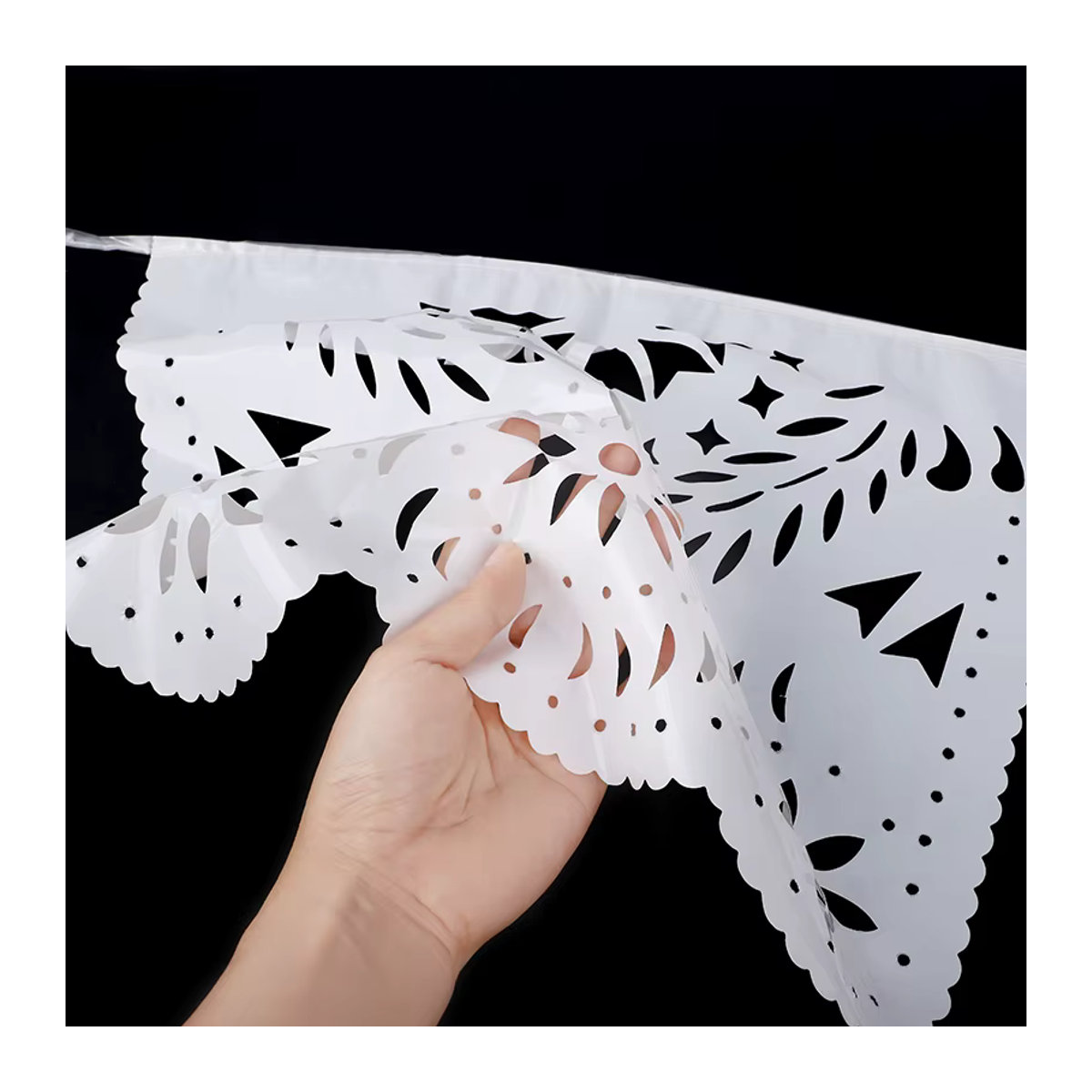 ZQNYCY Papel Picado Banner aus Kunststoff in Weiß als mexikanische Party-Dekoration für Hochzeit und Geburtstag - Bild 5