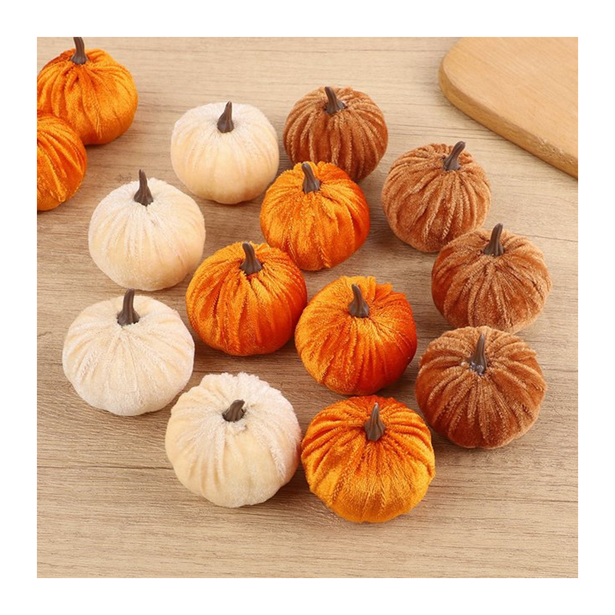 ZQNYCY Set aus 8 künstlichen Flanell-Kürbissen in Mehrfarbig für Herbst, Thanksgiving und Halloween als Tischdekoration und DIY-Bastelbedarf - Bild 1