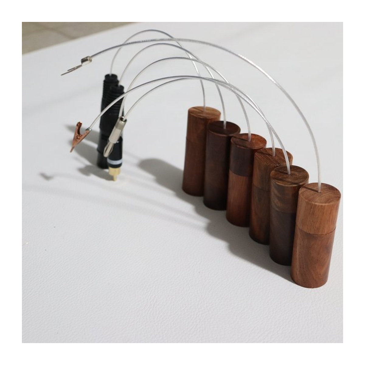 ZUIDID Audio Ground Loop Noise Isolator zur Beseitigung von Störgeräuschen und statischer Elektrizität aus Nussbaum Holz - Bild 1