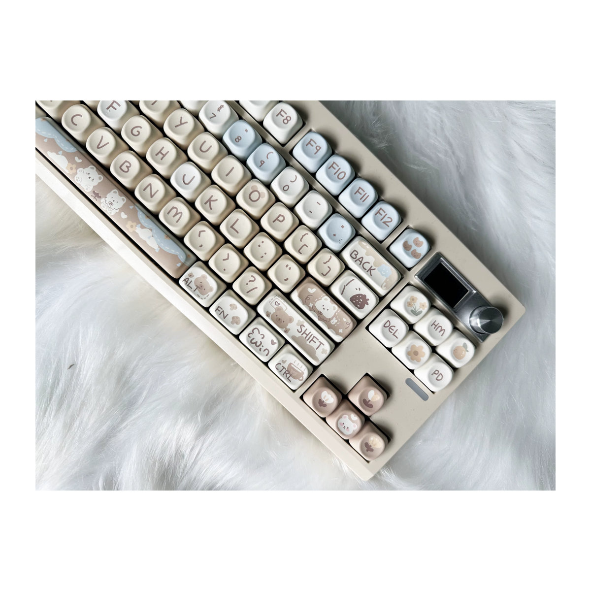 ZUOYA Milchtee Bär Tastenkappen Set mit 132 Tasten im MOA Profil aus PBT in Beige für mechanische Gaming-Tastaturen wie GMK67 - Bild 5