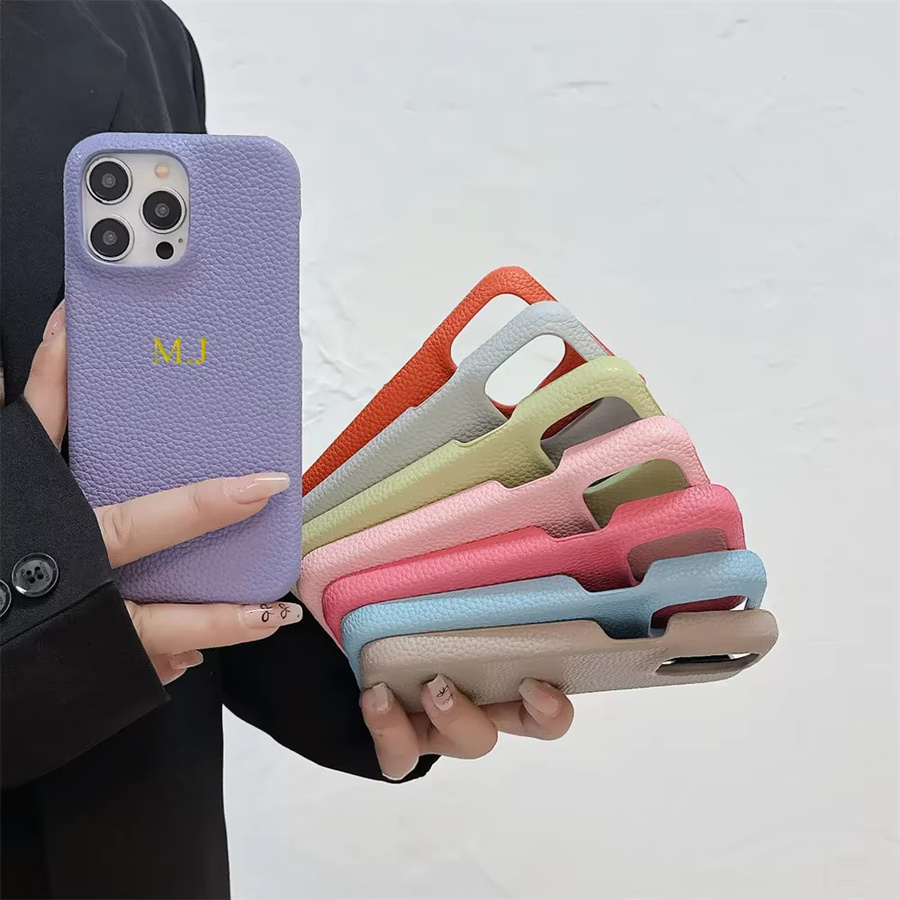 Personalisierte Leder-Handyhülle für Apple iPhone in Pink mit individuellem Namen - Bild 3
