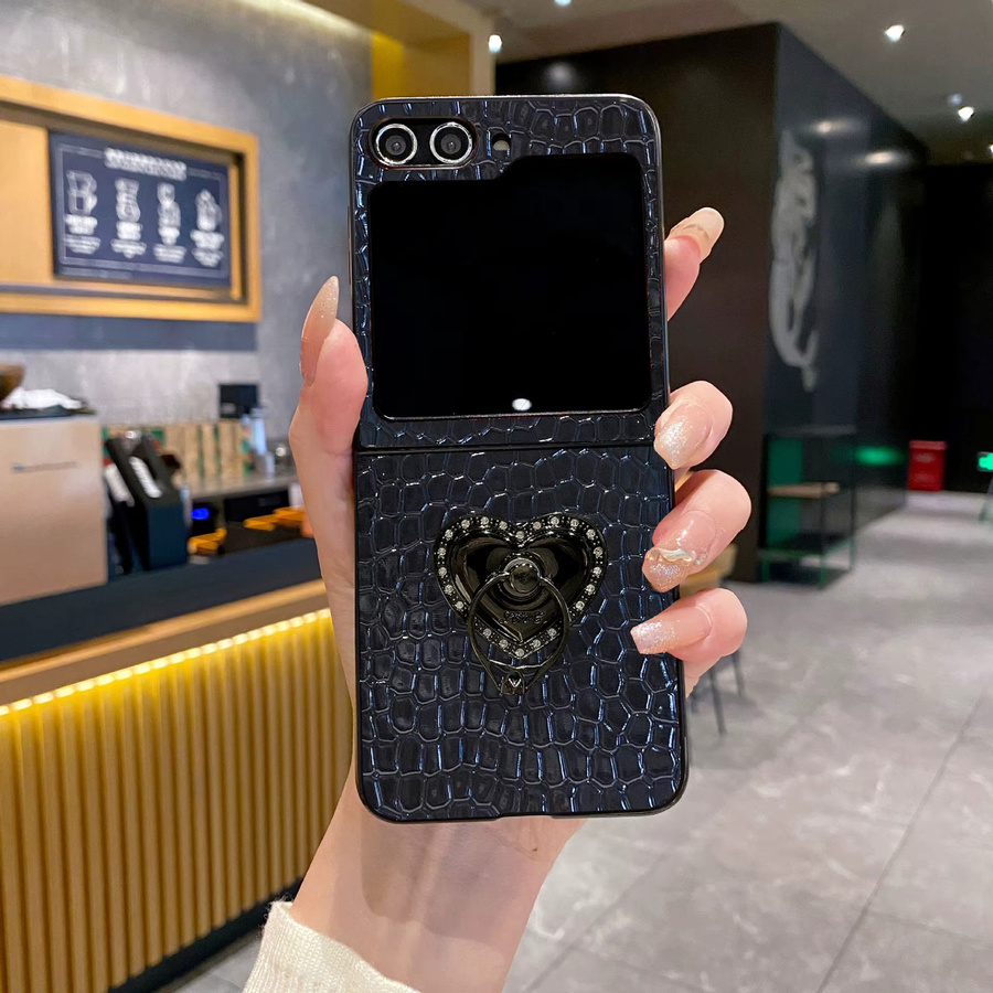Luxuriöse Samsung Galaxy Z Flip Handyhülle mit Krokodilleder-Textur und herzförmigem Halter in Gold - Bild 4