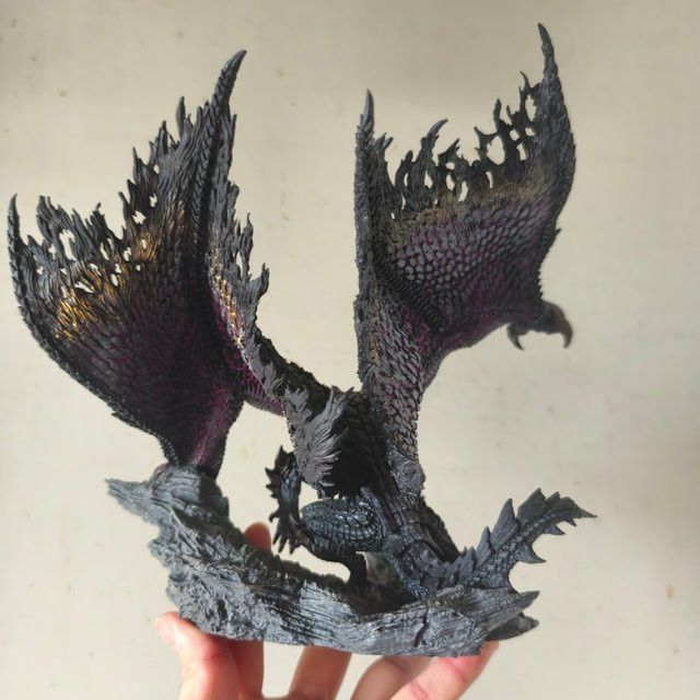 Bandai Monster Hunter Gore Magala Action Figur aus PVC in Multicolor - Bild 1