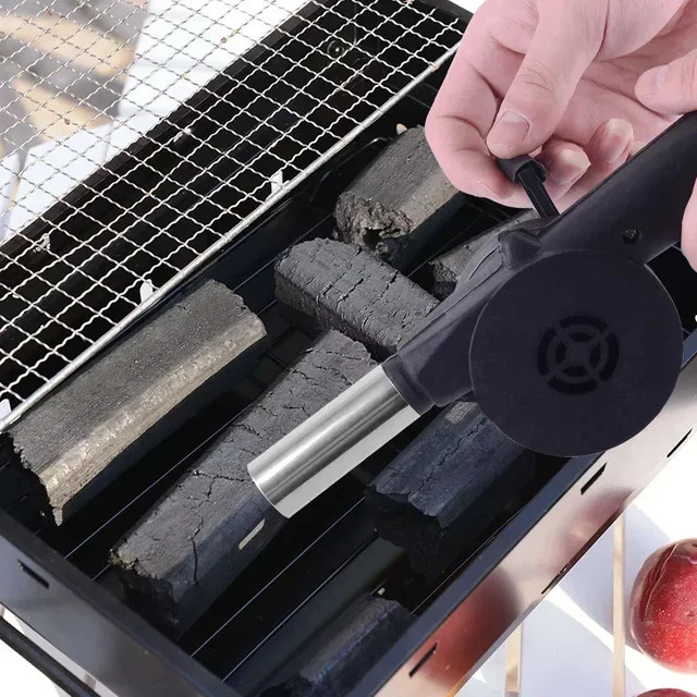 Manuelles Grillgebläse in Schwarz zur Holzkohle-Zündung mit Handkurbel - Bild 1