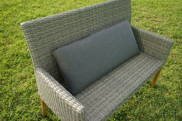OUTFLEXX Kissen aus Textilene in Grau, witterungsbeständig und UV-beständig, B/H: 95 x 40 cm - Bild 1