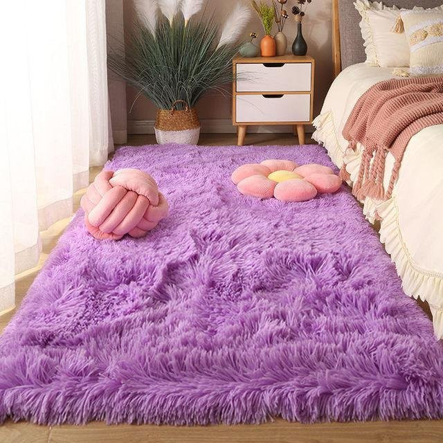 Flauschiger Teppich von Yiran Furniture in Lila, weicher Kunstfell-Teppich im Nordic-Stil für Schlafzimmer und Wohnzimmer, B/T: 80 x 200 cm - Bild 1