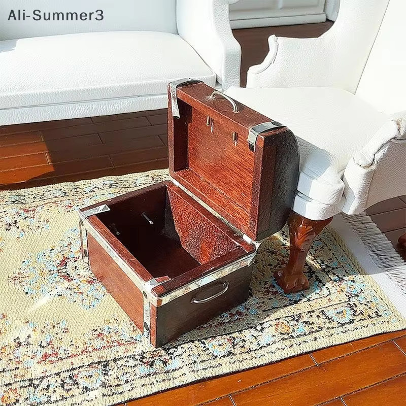 JETTING Piraten Schatztruhe als Miniaturmöbel für Puppenhaus im Maßstab 1:12, Braun - Bild 3