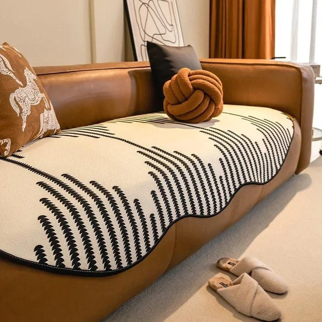 Nordisches Chenille-Sofakissen mit Streifen-Design, rutschfest und waschbar, Weiß, 90 x 90 cm - Bild 1