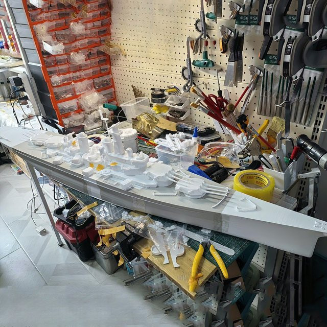 Montana Schlachtschiff, RC Modell Kit, 1:200, ferngesteuert - Bild 1