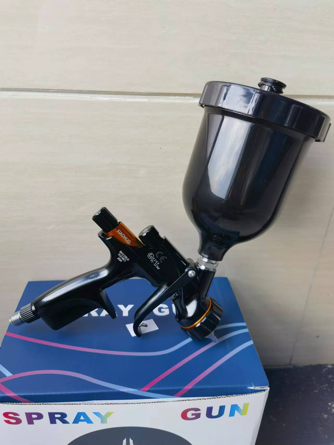 Pneumatische HVLP Hochdruck-Spritzpistole V1-B Plus Basecoat in Schwarz mit 600 ml Becher - Bild 4