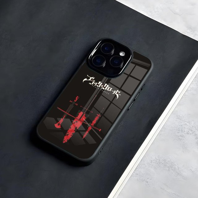 Asta Cartoon Black Clover Glas-Handyhülle für iPhone 17 16 15 14 13 11 Pro Max Plus in Schwarz - Bild 1