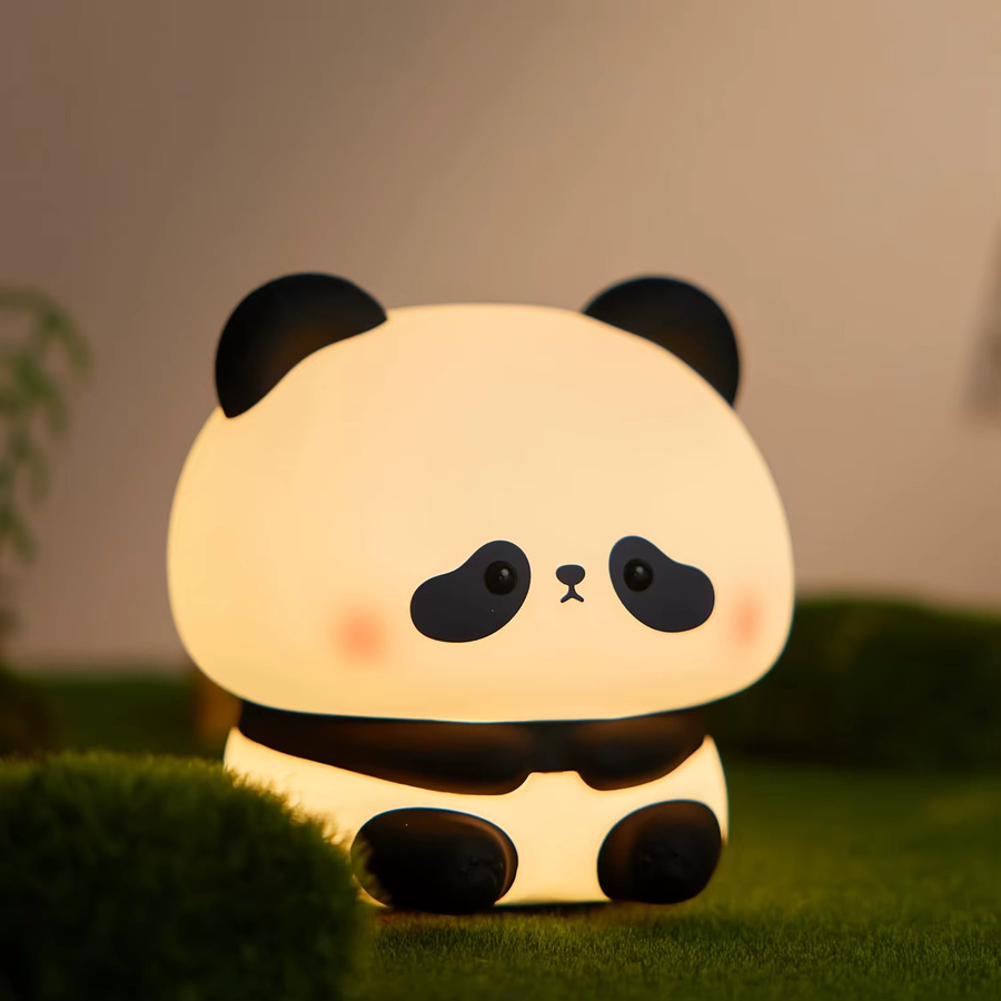 Aufladbares Panda Nachtlicht aus Silikon in Weiß und Schwarz mit warmweißem Licht und Touch-Bedienung - Bild 3