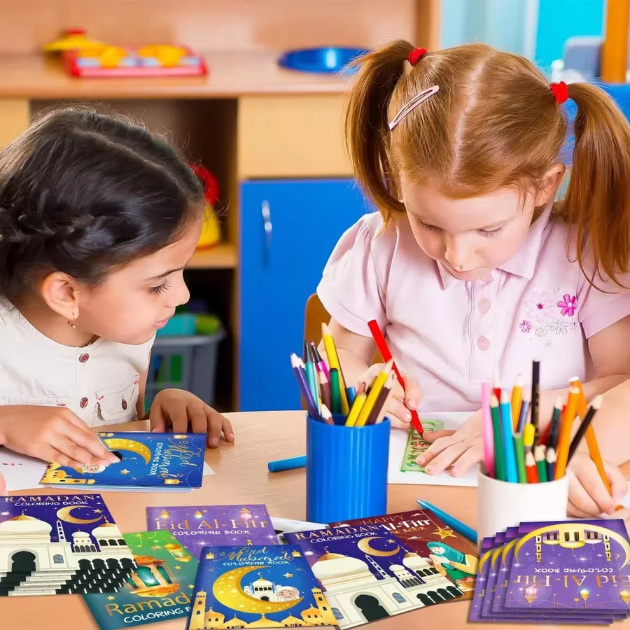 Ramadan Malbuch für Kinder mit Goldmond-Motiven in Mehrfarbig - Bild 3