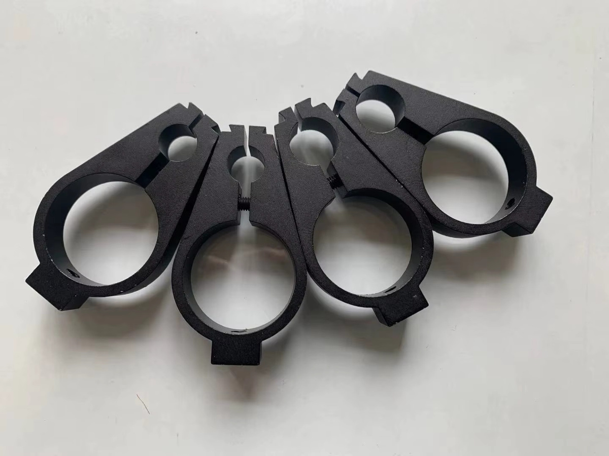 Shan Bao Befestigungsclips aus schwarzer Aluminiumlegierung für 12 mm oder 16 mm (1 Paar) - Bild 1