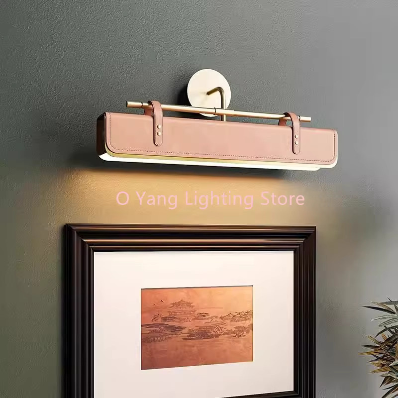 Verstellbare Wandlampe von JIANKEXING aus Leder und Metall in Braun mit Gold/Messing-Akzenten und warmweißem Licht für Wohnzimmer, Flur und Schlafzimmer - Bild 3