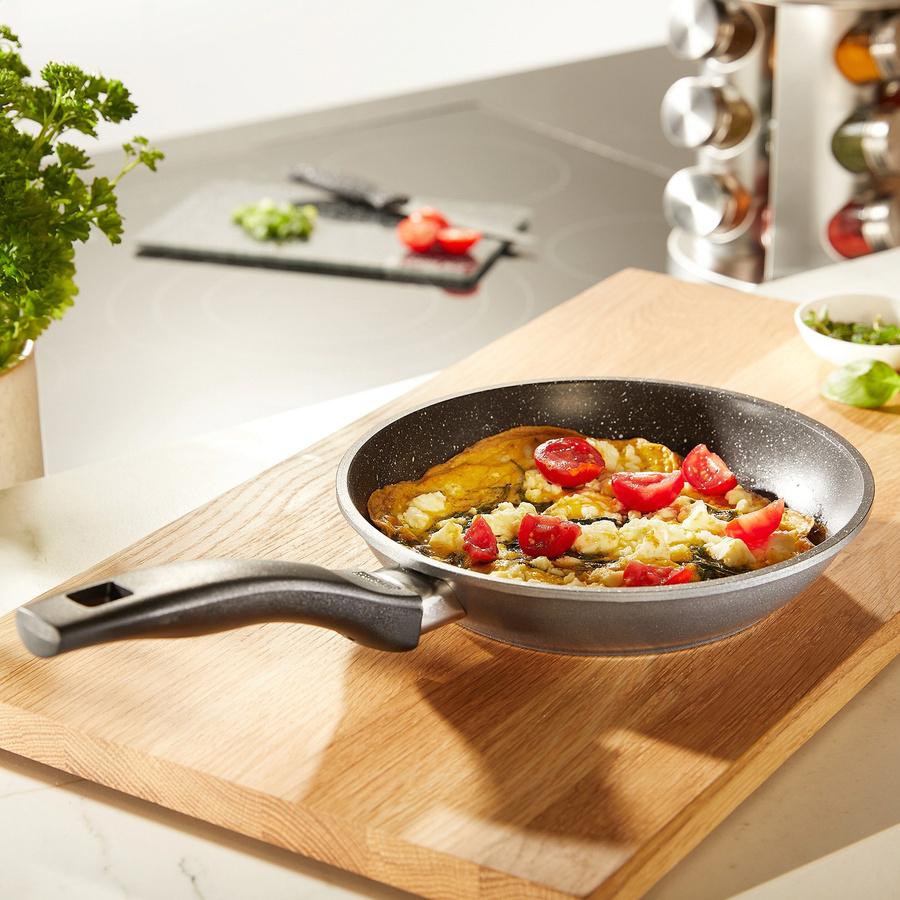STONELINE Bratpfanne mit Glasdeckel, antihaftbeschichtet, Induktion, Durchmesser: 20 cm - Bild 2