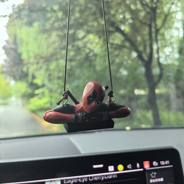 Marvel Deadpool Auto Rückspiegel Anhänger, Mini Modell, Actionfigur - Bild 1