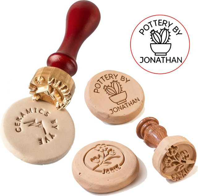 Individueller Töpferstempel aus Holz für dein persönliches Ton-Logo-Design und DIY-Keramik-Projekte - Bild 1