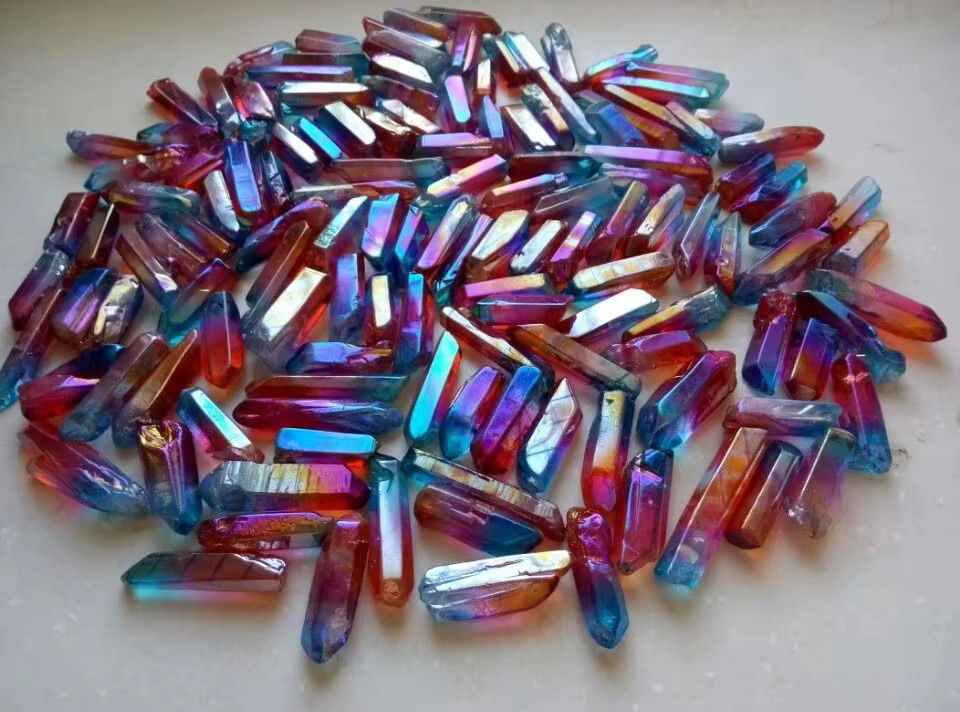 BASILOSAURUS Engel Aura Quarz Kristalle in Blau und Multicolor, rohe Edelsteinpunkte, 1000 g - Bild 1
