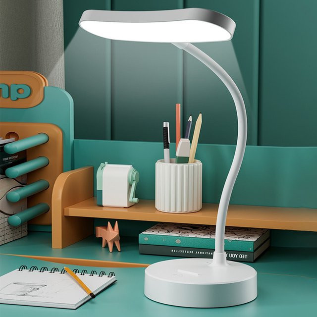 Lyfs LED-Leselampe in Weiß: Dimmbares Nachtlicht mit Touch-Bedienung und wiederaufladbarem Akku für Schlafzimmer und zum Studieren - Bild 1