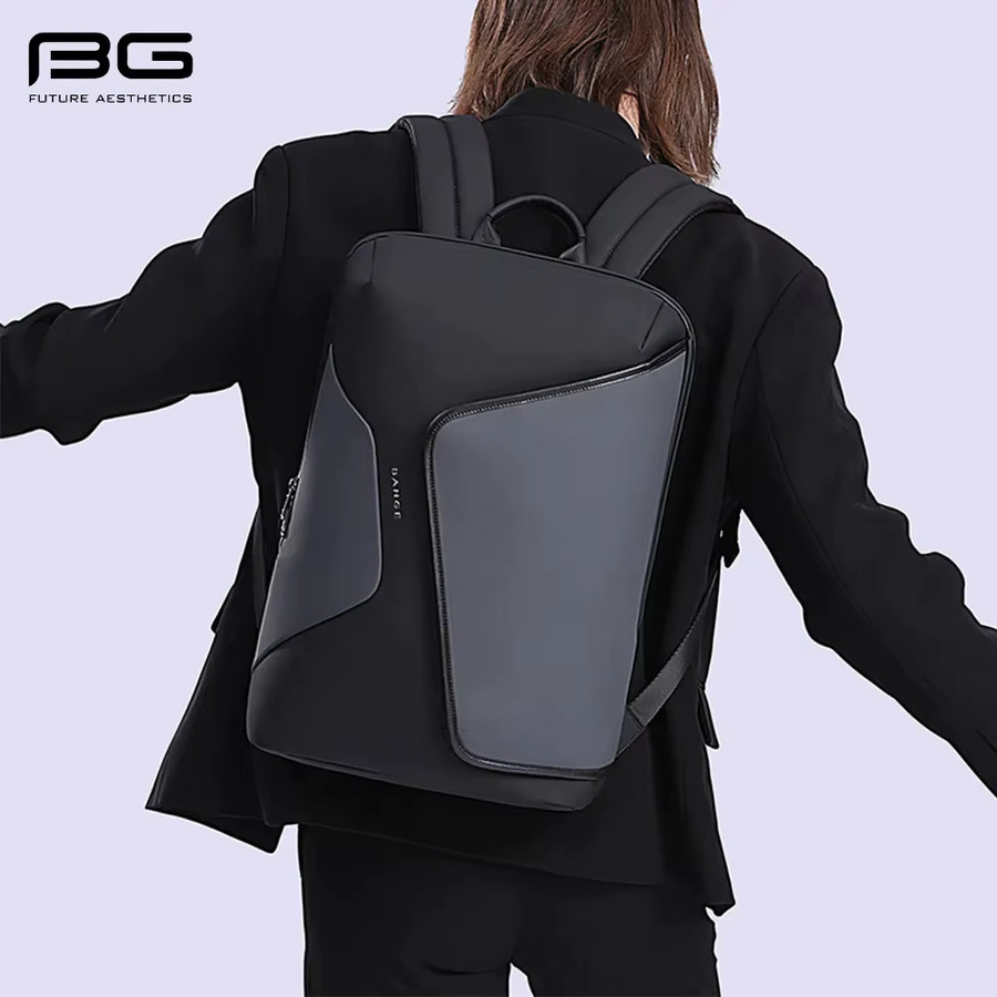 BANGE Business-Rucksack mit USB-C-Anschluss und Anti-Spritzwasser-Funktion in Schwarz - Bild 3