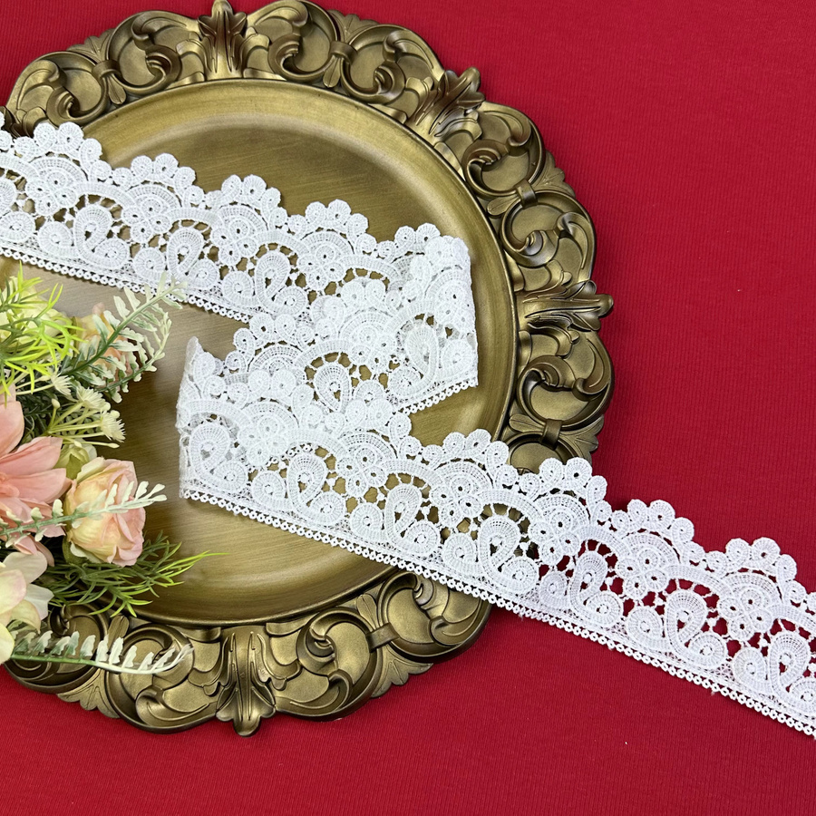 Weiße Spitzenborte mit Blumenmuster für Kostüme, Hochzeitskleider und Bastelarbeiten, Breite: 7,2 cm, Länge: 13,7 m - Bild 4
