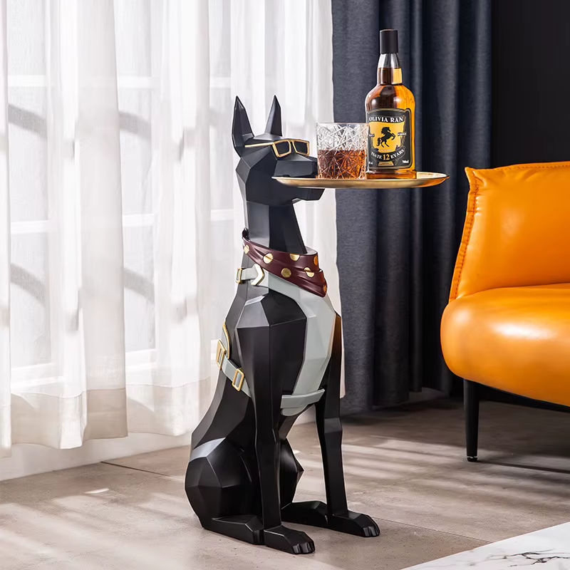 Milsccat Dobermann Hundestatue aus Kunstharz in Schwarz mit Tablett als moderne Dekoration und Schmuckhalter - Bild 2