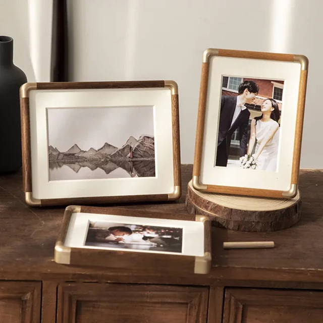 CHENGWEI Fotorahmen aus Walnussholz in Braun für A4 Bilder, Wand- und Tischdisplay aus Massivholz - Bild 1