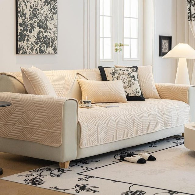 Modernes Winter Plüsch Sofakissen von Super Six in Grau oder Beige, B/T: 70 x 70 cm - Bild 1