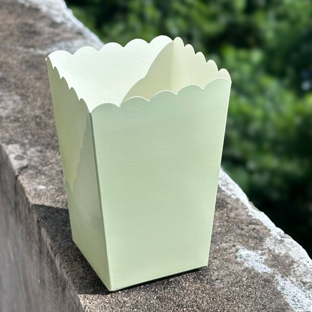 6-teiliges Set Popcorn-Boxen aus Kraftpapier in Braun und Lila für Partys und Hochzeiten - Bild 1