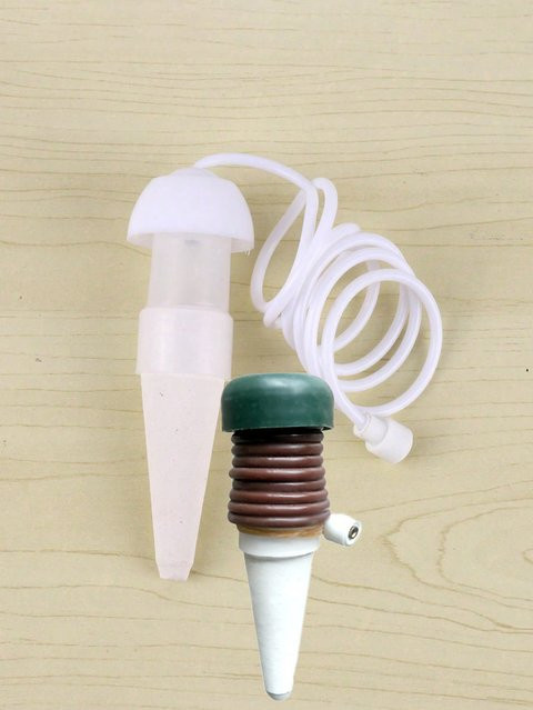 2er-Set automatisches Bewässerungssystem für Zimmerpflanzen in Grün und Weiß - Bild 1