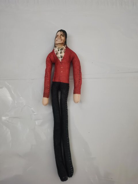 Yiran Health & Beauty Michael Jackson Cosplay Requisitenpuppe, Plüschfigur, ab 18 Jahren - Bild 1